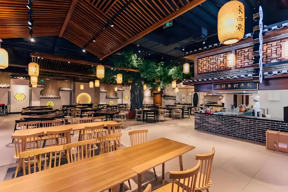 100平米餐飲店裝修要花多少錢？
