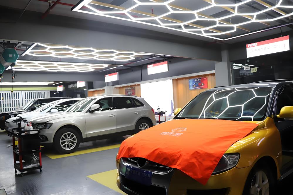 100㎡重慶汽車美容店裝修報(bào)價單明細(xì)表